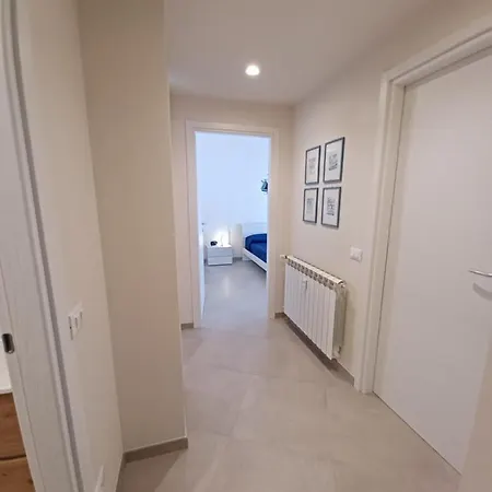 Casa Holidays Lägenhet Lerici