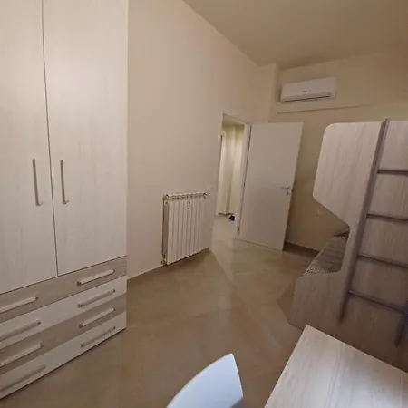 Casa Holidays Apartment *